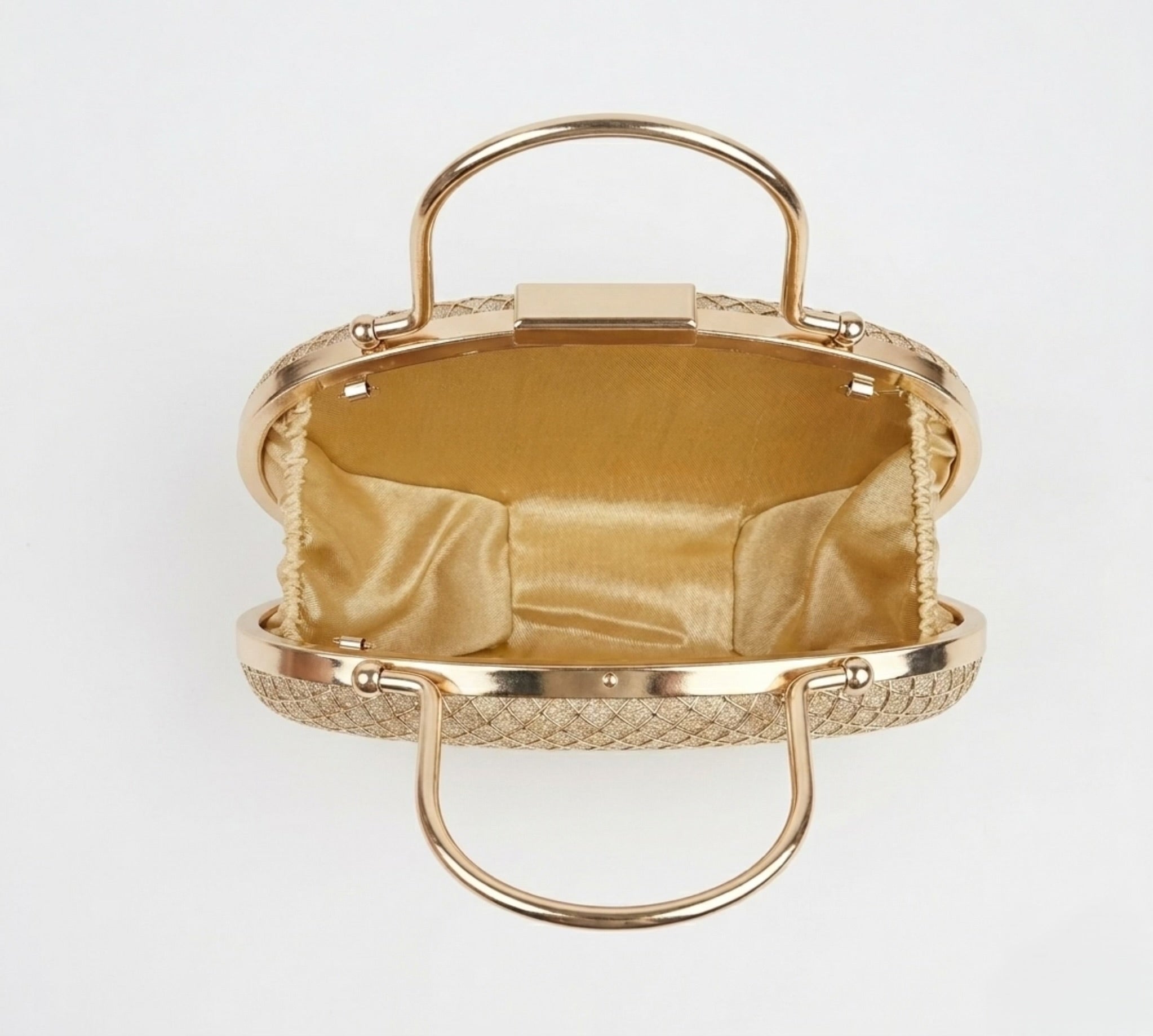 Baroque Clutch - Golden