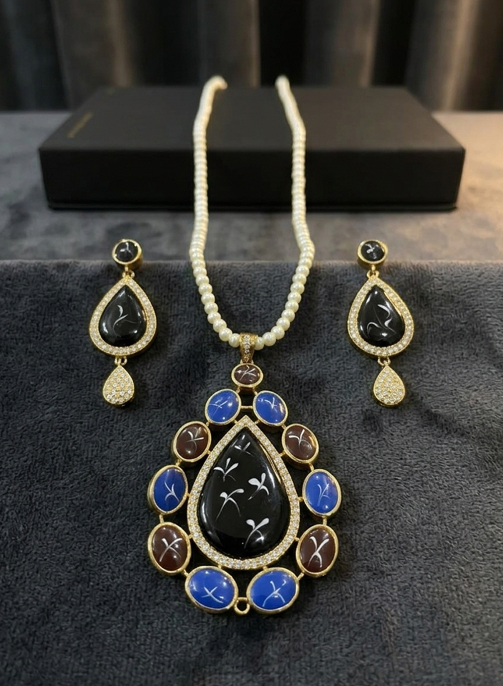 Indian Stone Blue