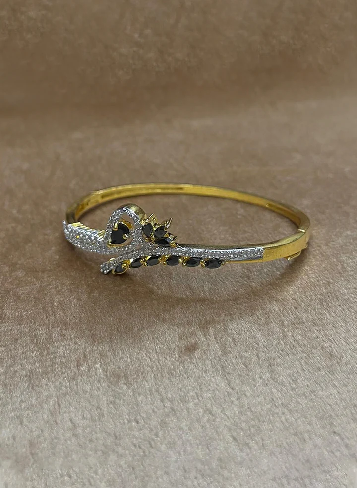 Openabale 1Karat Cuffs