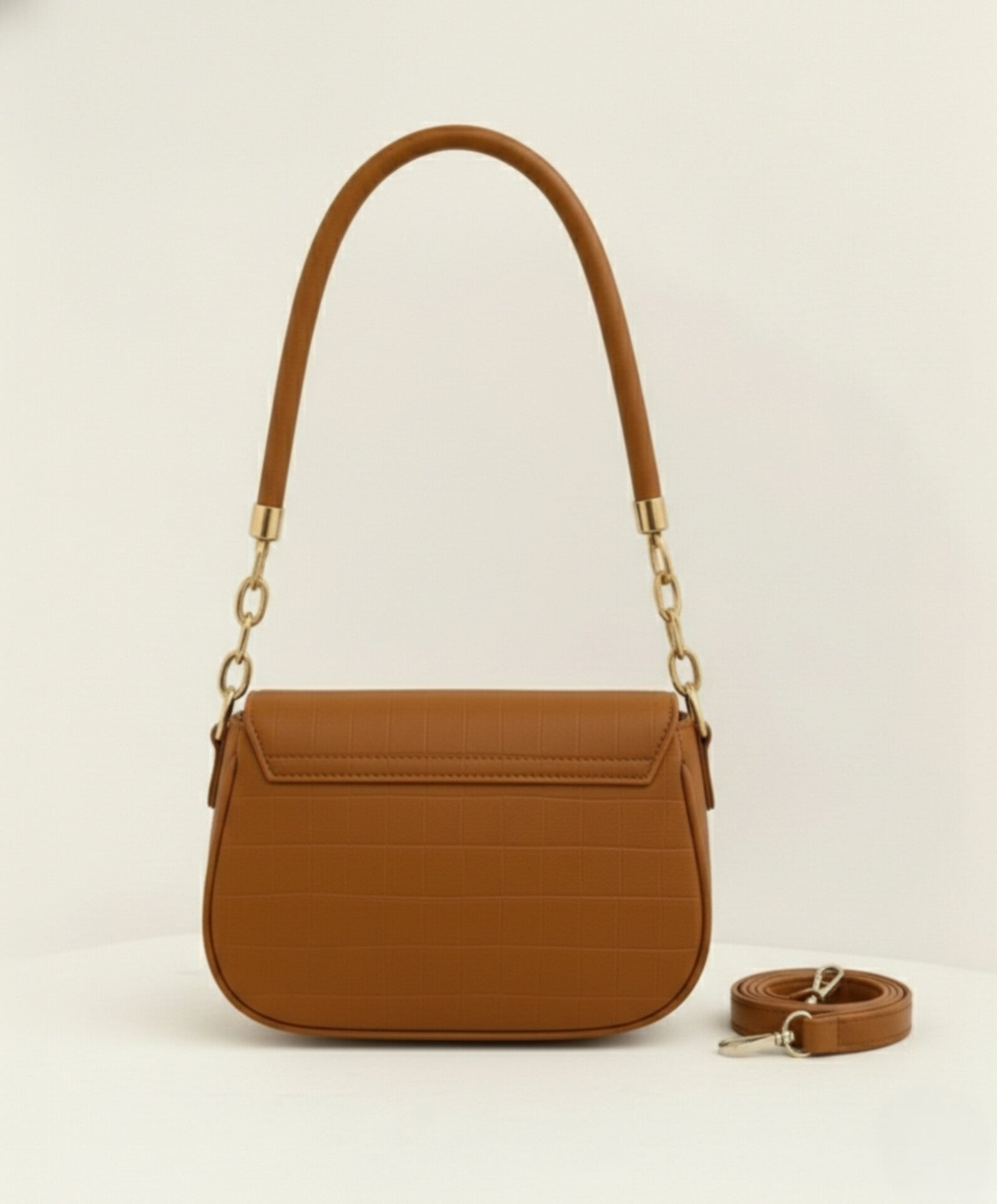 AURRA SHOULDER BAG