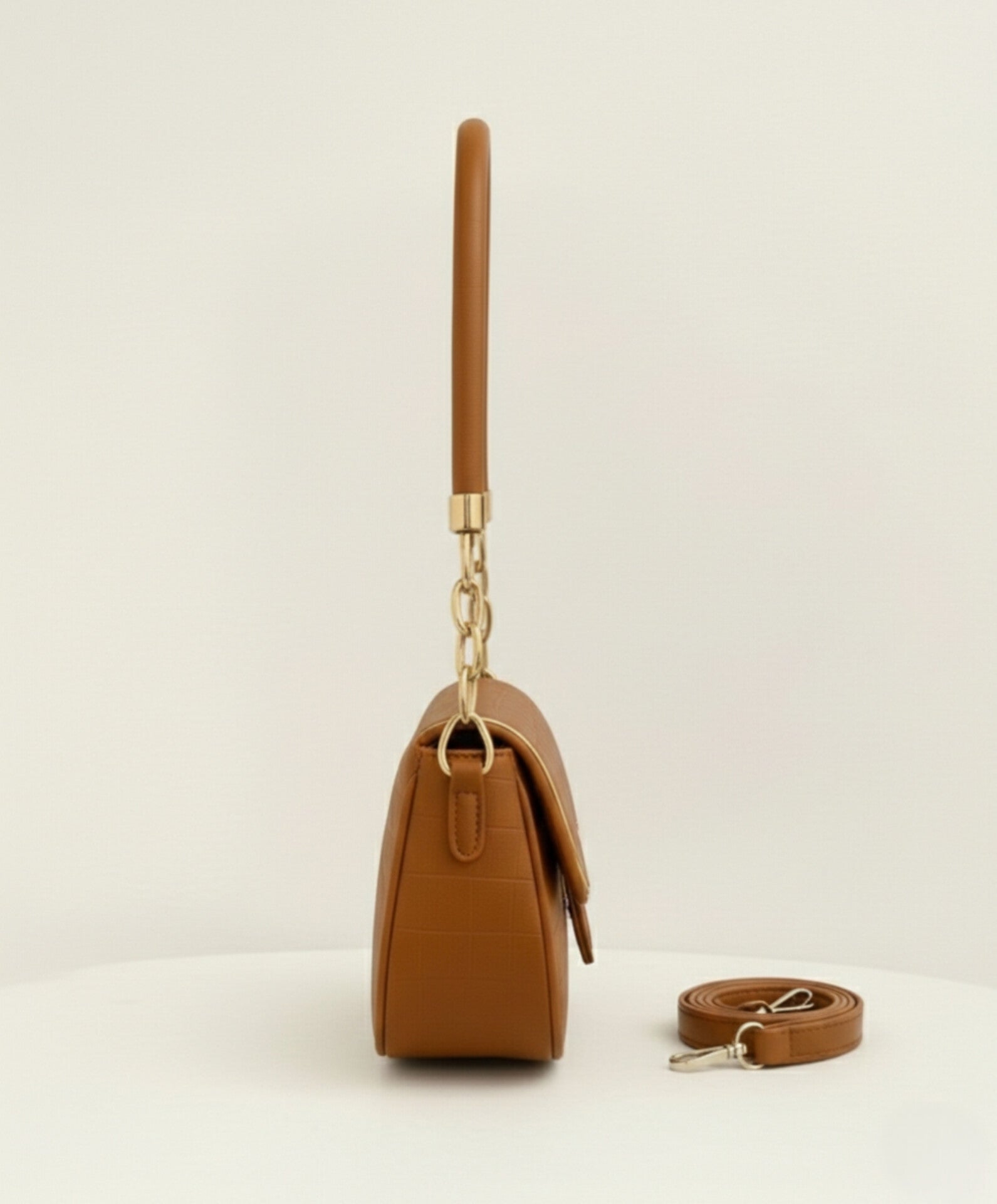 AURRA BROWN SHOULDER