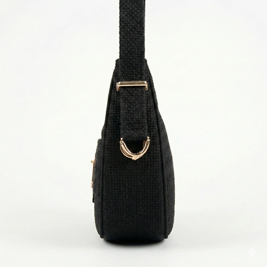 LIZA BLACK HALFMOON