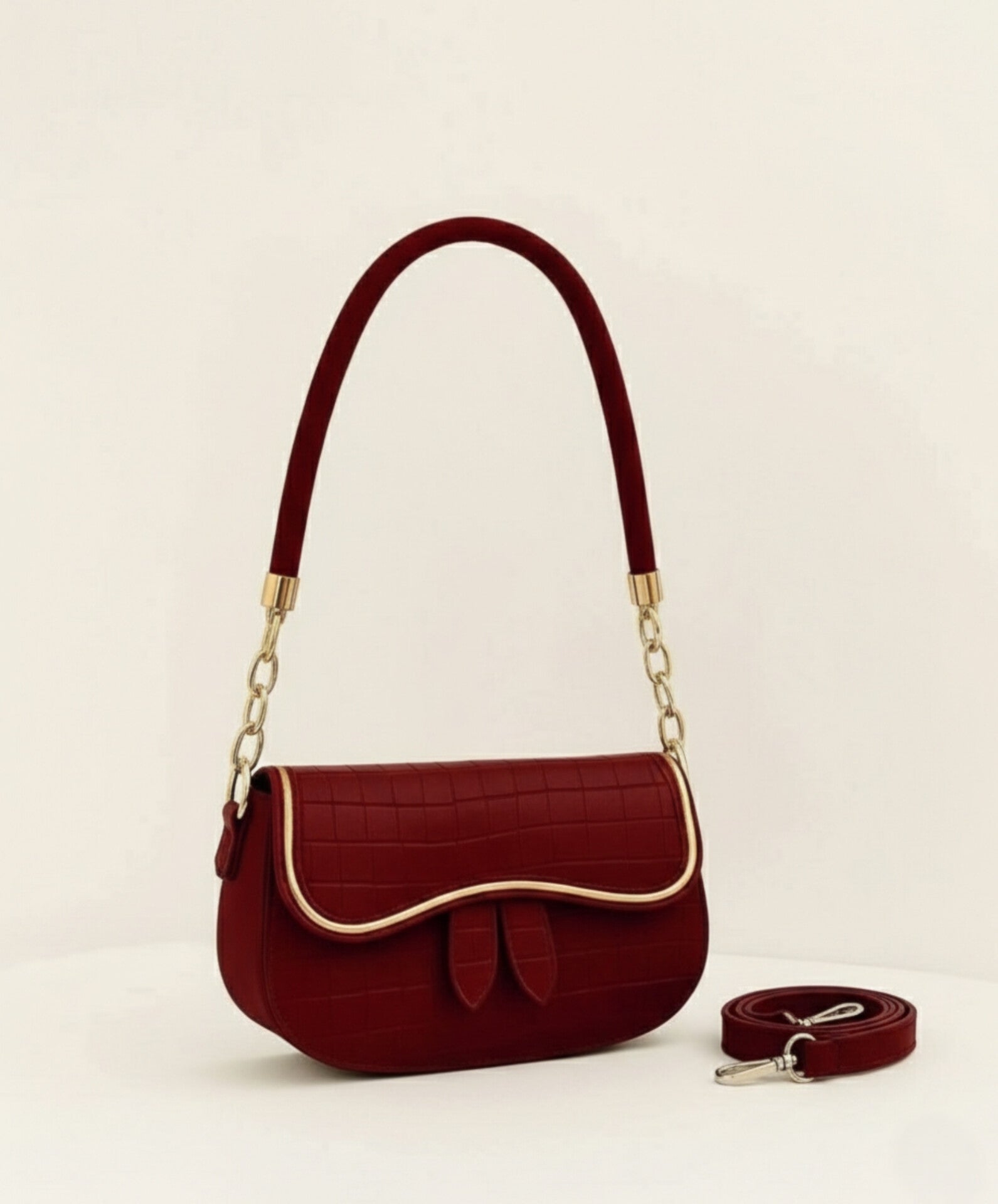 AURRA SHOULDER BAG