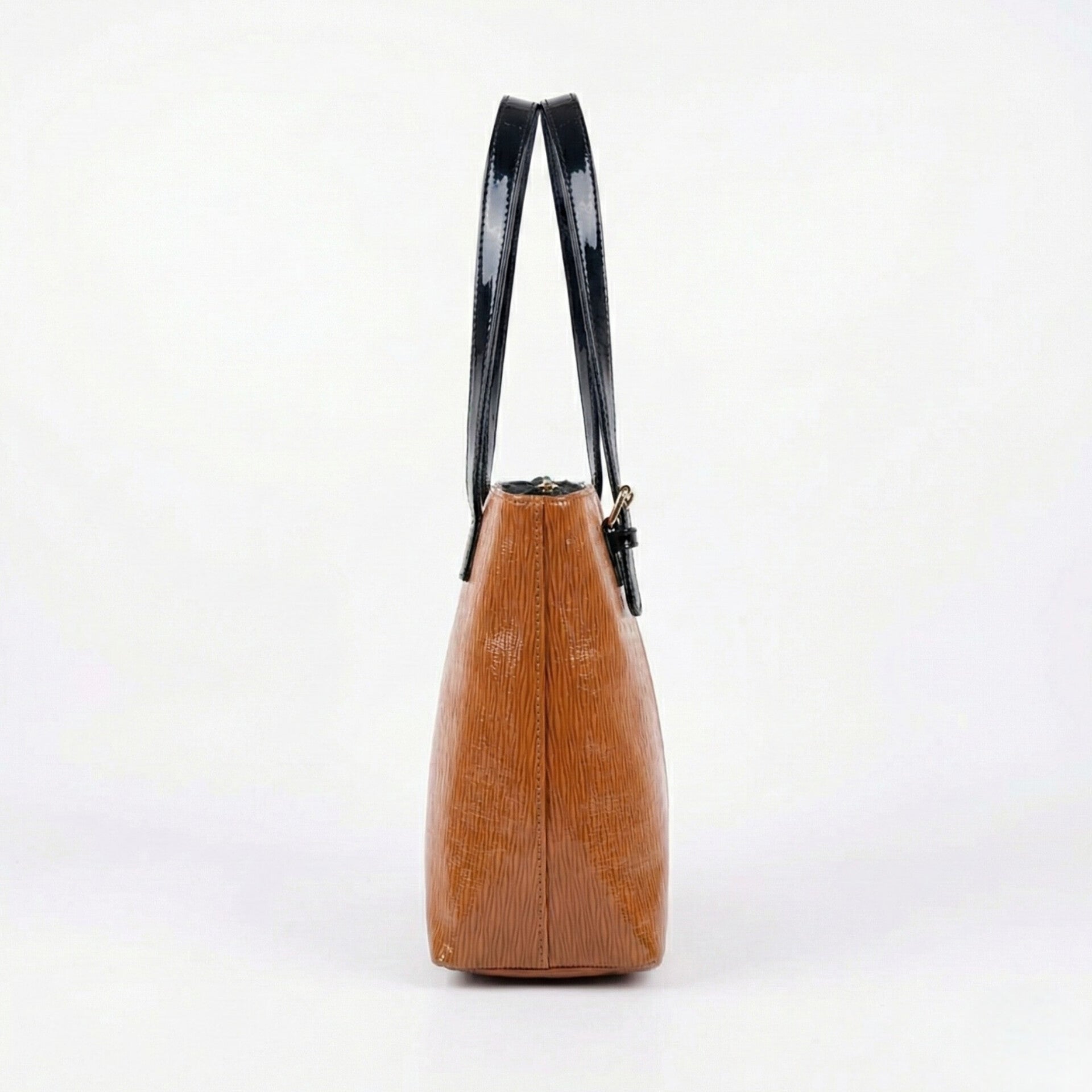 TEXTURE HANDBAG